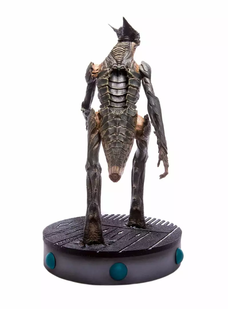 Mondo Colossal Giant Monster Maquette 14 Mondo Colossal Giant Monster Maquette