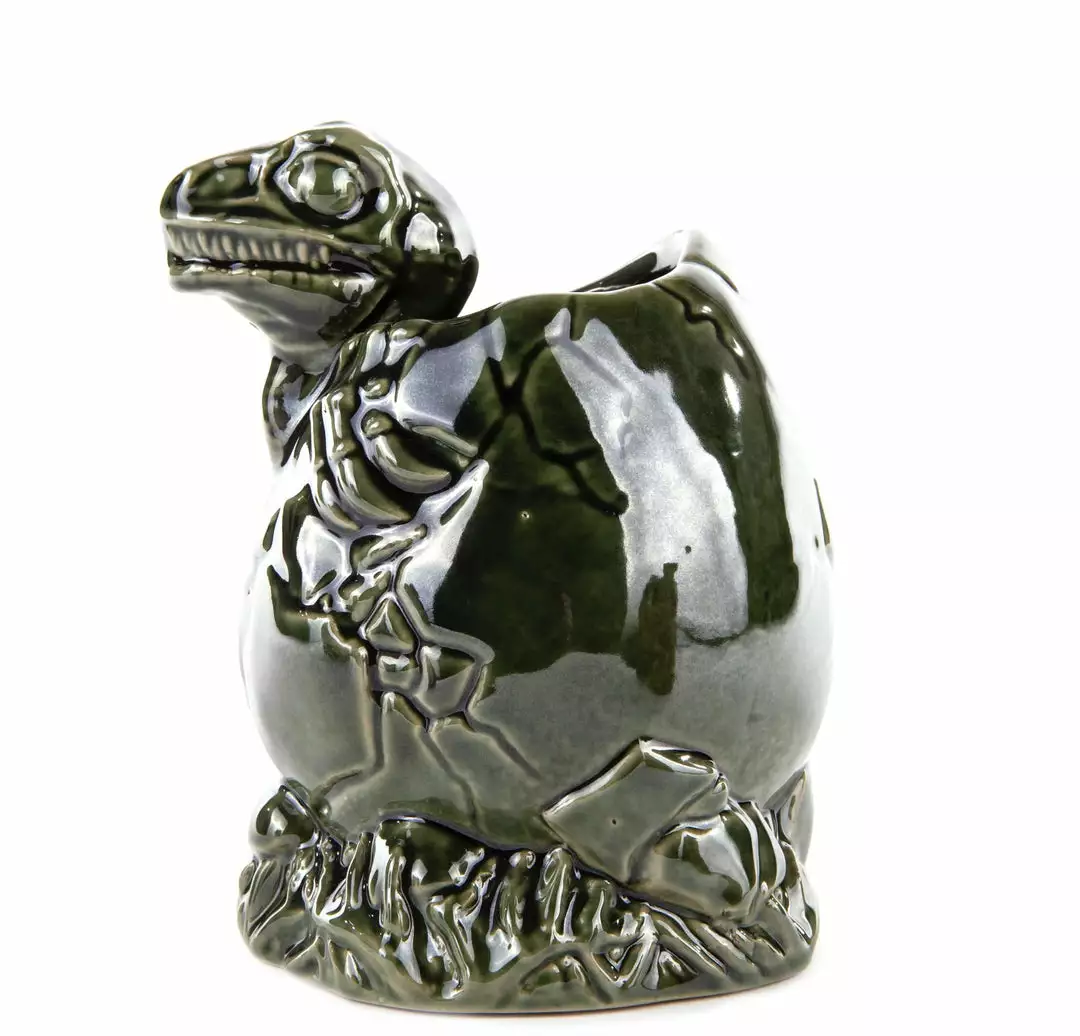Mondo Jurassic Park – Baby Raptor Tiki Mug (Isla Nublar Variant) 7 Mondo Jurassic Park – Baby Raptor Tiki Mug (Isla Nublar Variant)