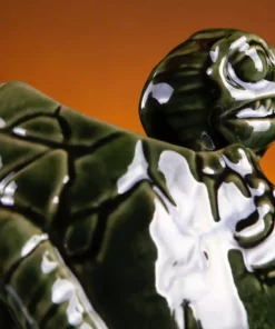 Mondo Jurassic Park – Baby Raptor Tiki Mug (Isla Nublar Variant) 28 Mondo Jurassic Park – Baby Raptor Tiki Mug (Isla Nublar Variant)