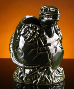 Mondo Jurassic Park – Baby Raptor Tiki Mug (Isla Nublar Variant) 26 Mondo Jurassic Park – Baby Raptor Tiki Mug (Isla Nublar Variant)
