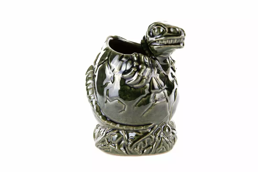 Mondo Jurassic Park – Baby Raptor Tiki Mug (Isla Nublar Variant) 18 Mondo Jurassic Park – Baby Raptor Tiki Mug (Isla Nublar Variant)