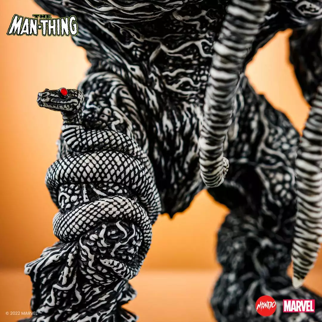 Mondo Man-Thing Designer Vinyl Figure - Pen & Ink Variant SDCC Exclusive 13 Mondo Man-Thing Designer Vinyl Figure - Pen & Ink Variant SDCC Exclusive