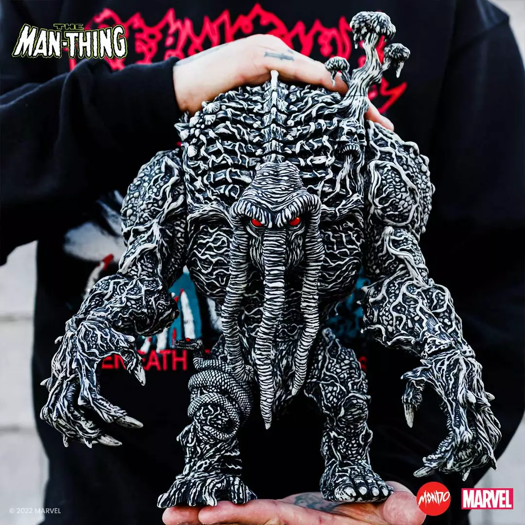 Mondo Man-Thing Designer Vinyl Figure - Pen & Ink Variant SDCC Exclusive 14 Mondo Man-Thing Designer Vinyl Figure - Pen & Ink Variant SDCC Exclusive