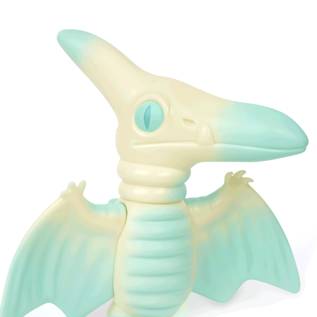 Chris Lee Pterantor Soft Vinyl Toy - "Phantasm" Mondo Exclusive Toys 4 Chris Lee Pterantor Soft Vinyl Toy - "Phantasm" Mondo Exclusive Toys