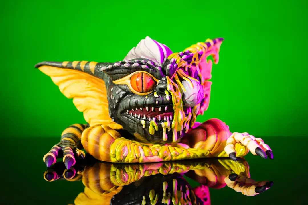 Toys Melting Stripe Mondoid Vinyl Figure 16 Toys Melting Stripe Mondoid Vinyl Figure