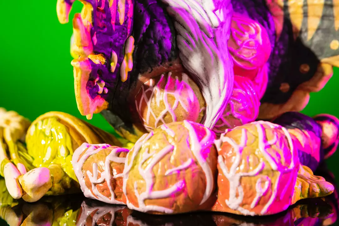 Toys Melting Stripe Mondoid Vinyl Figure 17 Toys Melting Stripe Mondoid Vinyl Figure