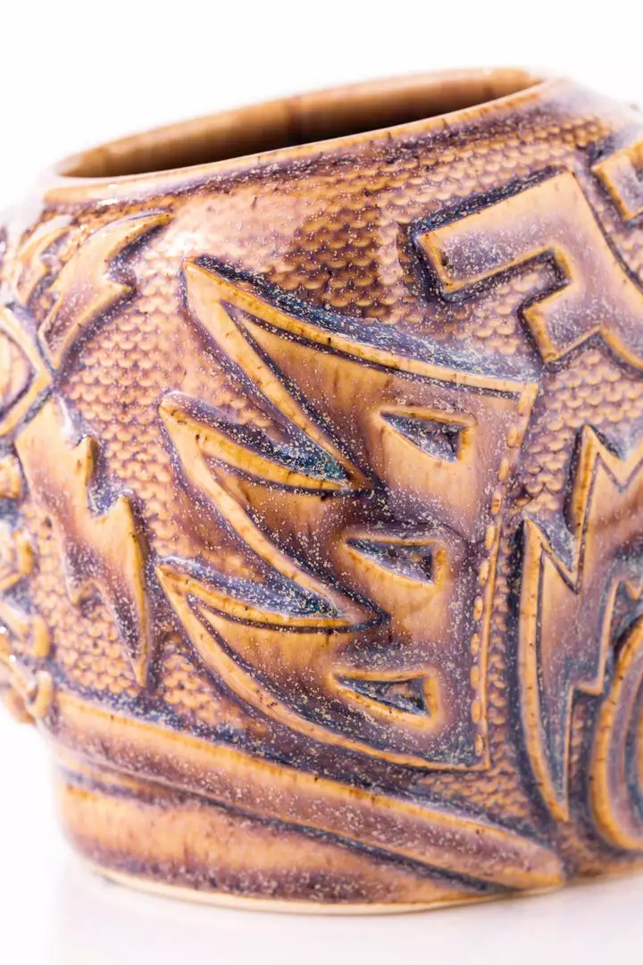 Mike Bonanno Tikis El Ojo Fantastico Tiki Mug - El Heroe Mugullado Variant 19 Mike Bonanno Tikis El Ojo Fantastico Tiki Mug - El Heroe Mugullado Variant