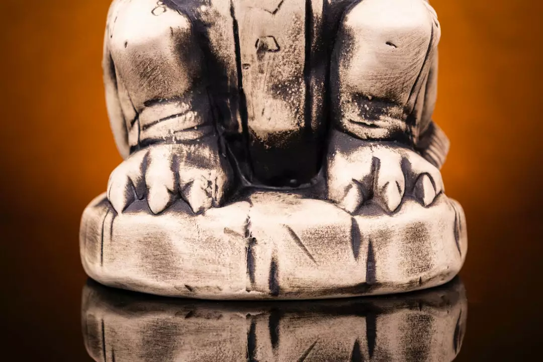 Mondo Jurassic Park – T-Rex Tiki Mug (Bone Variant) 10 Mondo Jurassic Park – T-Rex Tiki Mug (Bone Variant)