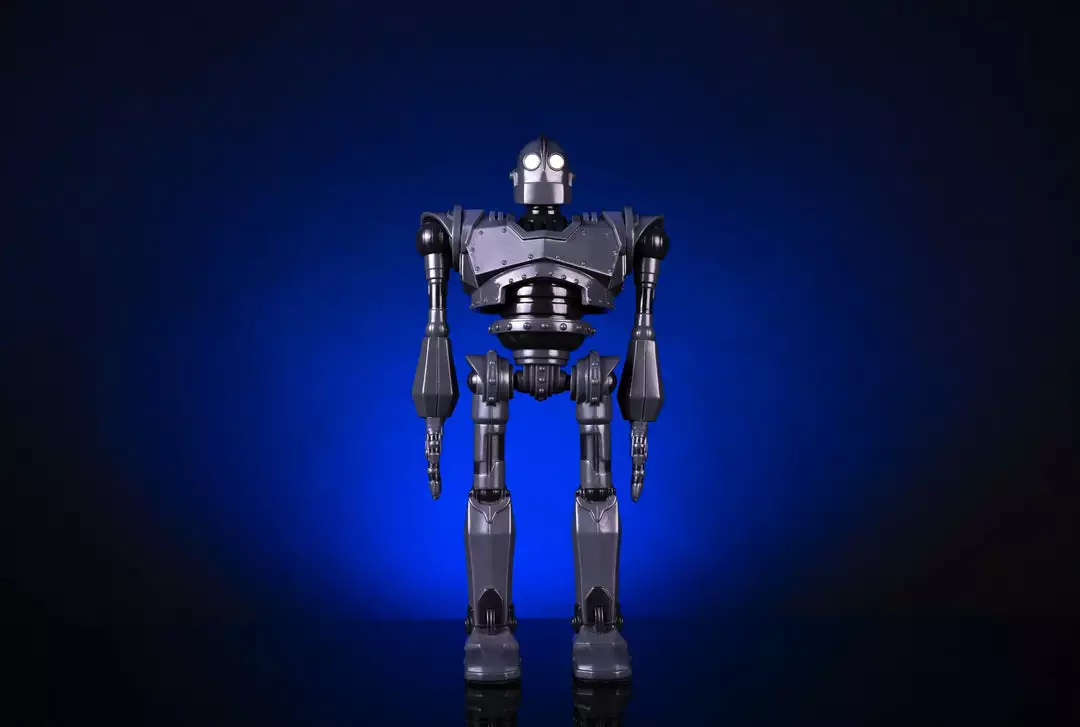 Unbox Industries Toys Iron Giant Soft Vinyl Figure 4 Unbox Industries Toys Iron Giant Soft Vinyl Figure