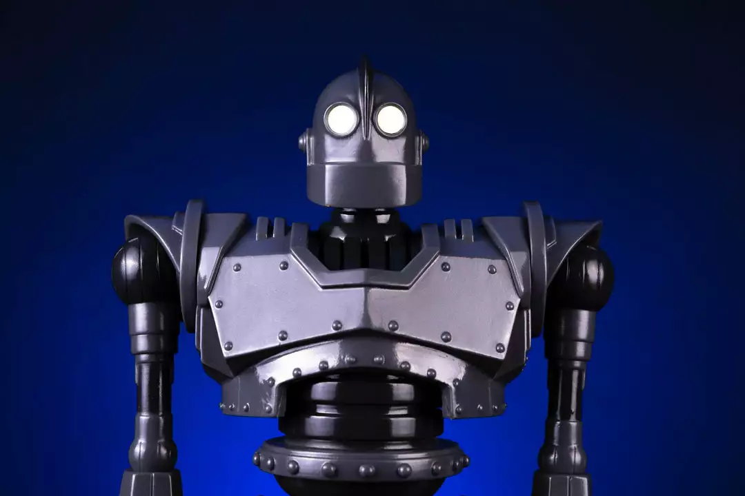Unbox Industries Toys Iron Giant Soft Vinyl Figure 6 Unbox Industries Toys Iron Giant Soft Vinyl Figure
