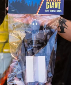 Unbox Industries Iron Giant Soft Vinyl Figure (Mondo Exclusive) Toys