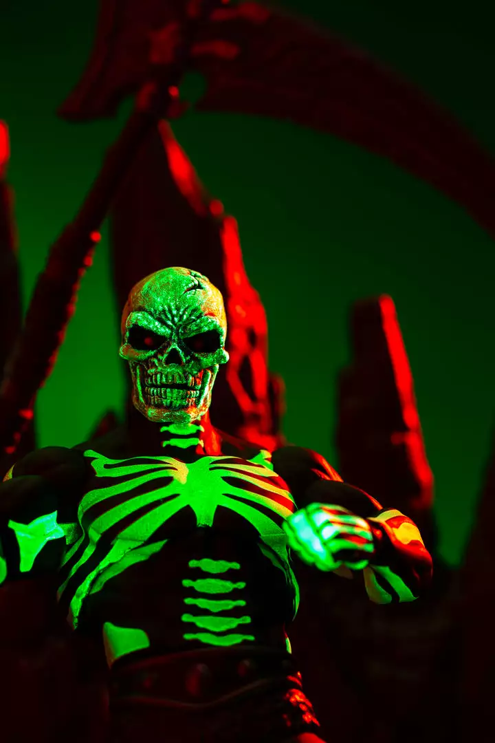 Mondo Toys Scareglow 1/6 Scale Figure Exclusive 9 Mondo Toys Scareglow 1/6 Scale Figure Exclusive