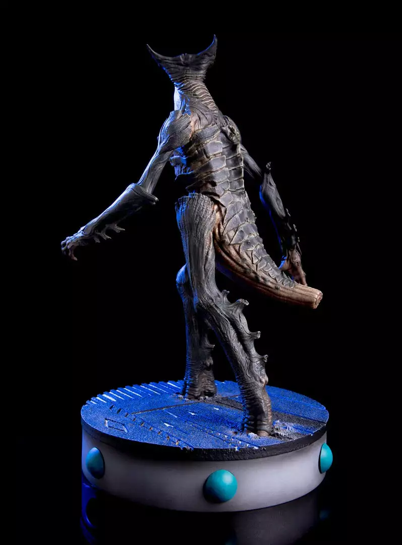 Mondo Colossal Giant Monster Maquette 24 Mondo Colossal Giant Monster Maquette