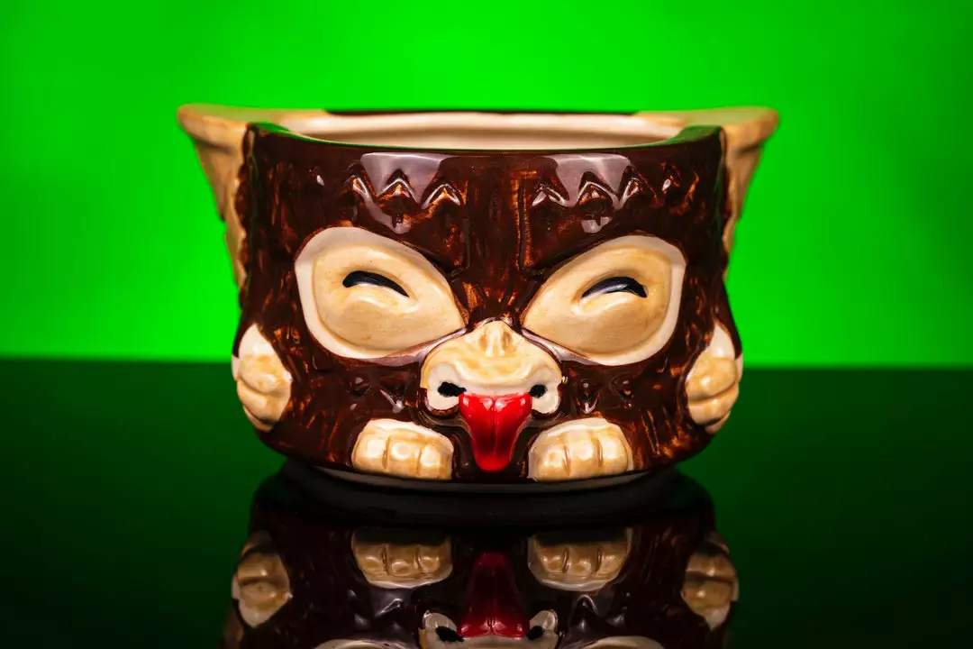 Mondo Gremlins – Mogwai Tiki Mug Stackers (Mogwai Variant) 5 Mondo Gremlins – Mogwai Tiki Mug Stackers (Mogwai Variant)
